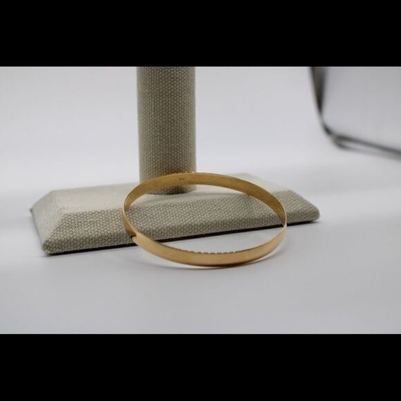 14K Gold 4 mm Half Round 7 3/4" Slip on Bangle, Brand new from Manufacturer - Picture 9 of 13